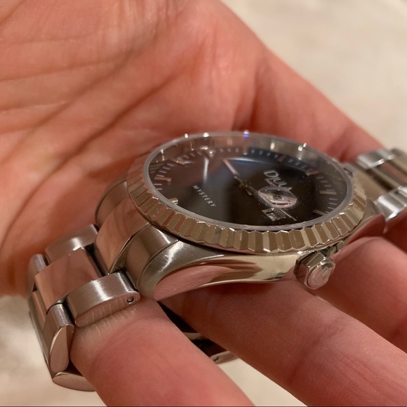 Djula Designer Watch. Never worn. - Picture 3 of 3